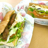 サブウェイ「ケイジャンチキン」と「クラブハウスサンド」が大復活！