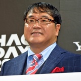 カンニング竹山、ベッキー穴埋めは「俺一人じゃ無理」