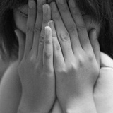 ”女性の性病”の可能性大！オリモノの増加、排尿痛」陰部のかゆみの症状