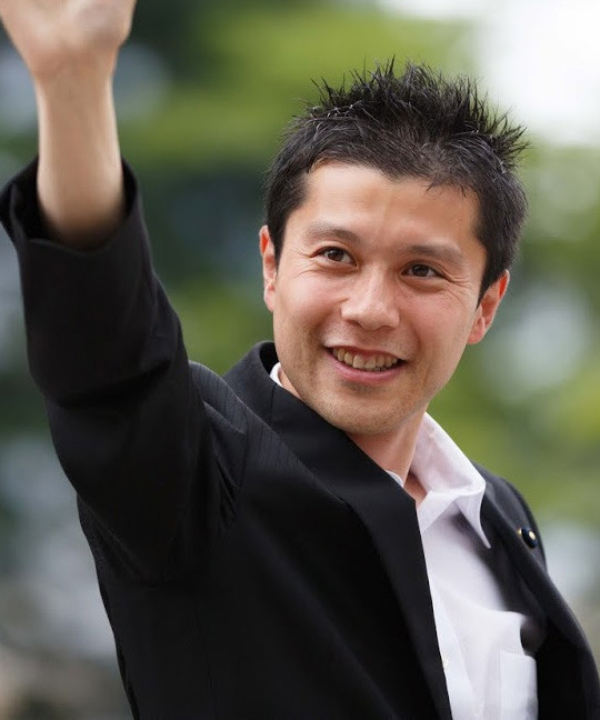 前代未聞　10歳と9歳の兄弟が「虐待」で県議を訴えた：コメント1