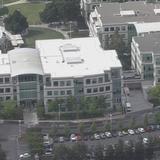 米アップル本社の会議室に従業員の遺体と拳銃