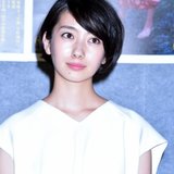 波瑠、NEWSとタッグで「手越に気を付けろ」の声多数!?