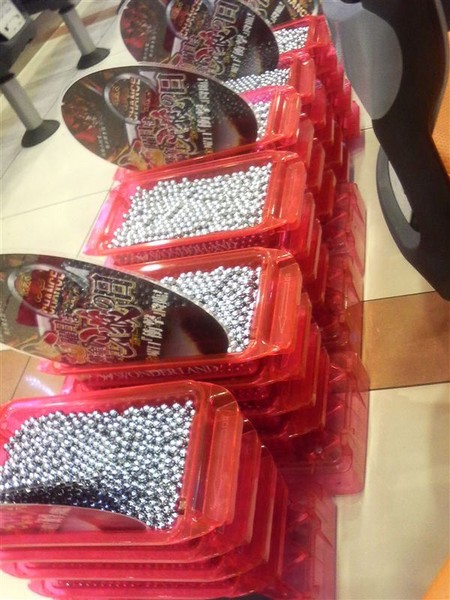 教頭先生がパチンコ店でタマを出したがために逮捕される　県教委も「聞いたことがない」と困惑：コメント1