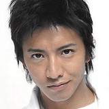 木村拓哉「解散なんて聞いてない」　ハワイで立ち尽くす