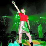 ＥＬＴ持田　デビュー当時再現のミニスカで「気合入れてはいた！」絶叫