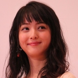 「公認」同棲の渡部建と佐々木希、すぐに結婚できない「事情」