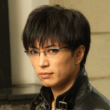 GACKTの元愛人が「首吊り自殺」未遂