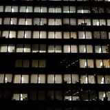 残業「月最大100時間までOK」にネットの怒り爆発