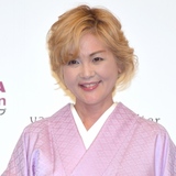 泰葉が会見　前夫・春風亭小朝と和田アキ子を提訴へ　左耳の難聴原因は「小朝の暴力」