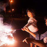 都会では花火遊びもご近所トラブルの原因に どこで遊べばいい？