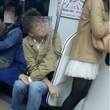 スカート内盗撮　入間基地の航空自衛官を懲戒処分