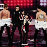 ブルゾンちえみ、生放送でまた失敗…「視聴率」が言えずＲ－１に続き紅白でも