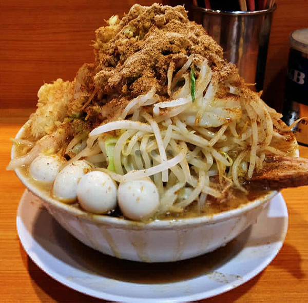 女さん、ラーメン二郎に激怒！！：コメント1