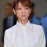 吉澤ひとみ被告に懲役２年求刑　初公判で起訴内容認める　20席の一般傍聴券求め1137人が列