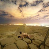 ピラミッド頂上で性行為？　＝批判殺到で調査―エジプト　アナニ考古相は憤慨
