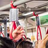 満員電車で「晒し者」　子連れ母の驚愕行動に投稿者への同情相次ぐ