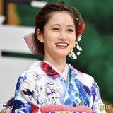 前田敦子がAKB48センターだった理由　秋元康が明かす