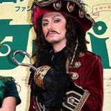 ＩＳＳＡ「新婚生活は冒険というか普通」…結婚後初会見で祝福に笑顔