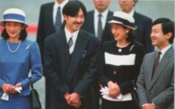 眞子さま、渡米前に恋人・小室圭さんと「最後のデート」か：コメント26