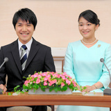 「現状では納采の儀行えない」秋篠宮ご夫妻、小室さんに