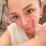 浜崎あゆみ、“昼夜逆転生活中”のどアップショット公開で反響「可愛さ健在」「癒されました」