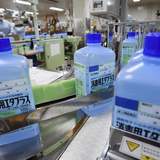 アルコール消毒液、通常の2倍ペースで増産中…転売目的の買い占めで品薄に拍車