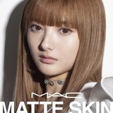 ドラマ「M」のW主演で話題の安斉かれんが、コスメブランド“M·A·C”の限定ビジュアルに再登場！