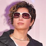 GACKT帰国　空港検疫に怒り「英語の読めない上司必要か？」