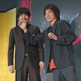 「デスノート」以来の共演松山ケンイチの「老けないですよね」に藤原竜也「髪の毛真っ白になってきた」