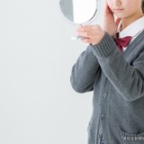 車内でブスと言われ電車通学をやめた女子高校生「人の見た目を批評しないで」訴え