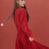 宮脇咲良が本格始動　ツインテールやあざといポーズに海外からも反響「なぜそんなに美しいの？」