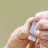 一般接種、51％時期未定　高齢者対応で追い付かず