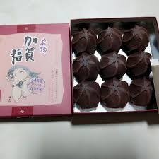 好きな全国のお土産菓子は？ 3位『もみじ饅頭』2位『八つ橋』1位はサクッとした…：コメント87