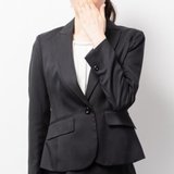 社長「若い子が座っていると華がある」　受付当番は30歳以下の女性のみ、という職場