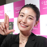 木下優樹菜　恋人Ｊリーガーの誕生日を娘２人と祝う　４人の動画投稿