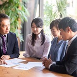 「おじさんビジネス用語」がトレンド入り「聞いたことがねぇ」「若者の略語と同じ」世代間で割れる意見