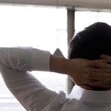 「アスペルガー症候群」の年上新人を指導する先輩社員の重い負担