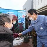 「1階をのぞいただけ」　首相の被災地訪問に“パフォーマンス”の声