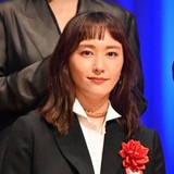 新垣結衣　夫・星野源ら巡るネット上のうわさを否定「事実はひとつもありません」1年半ぶりX更新で