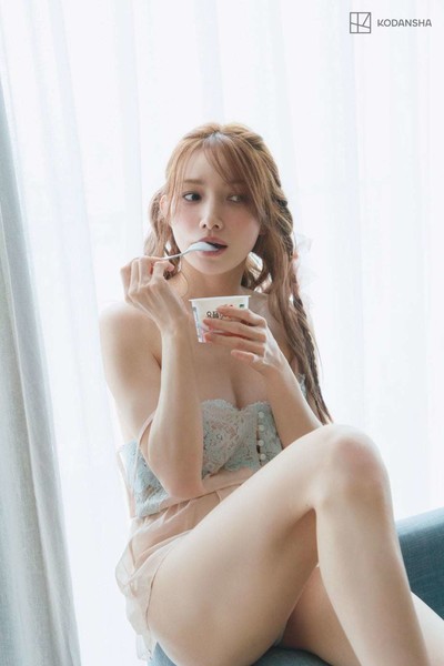 後藤真希写真集、発売1ヶ月で異例の重版8刷 未公開カット解禁：コメント2