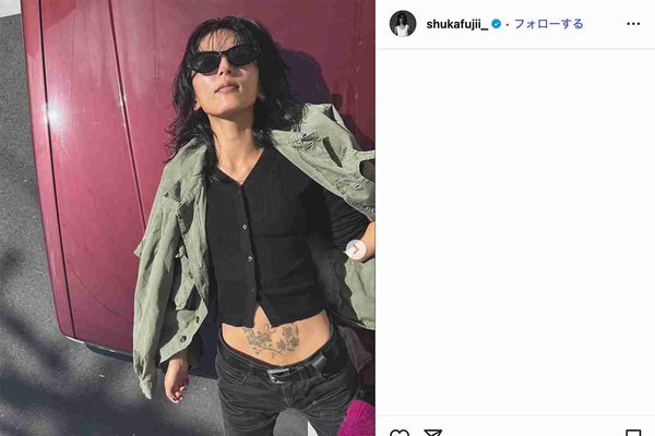 元E-girls藤井萩花　電撃離婚後の“激変へそピタトゥー姿”公開にファン衝撃：コメント2