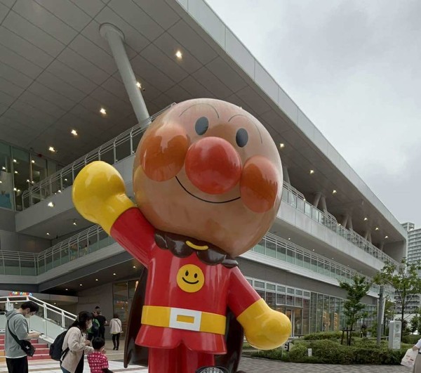 アンパンマンショー父親ケンカ動画にネット騒然「子どもたちがかわいそう」：コメント2