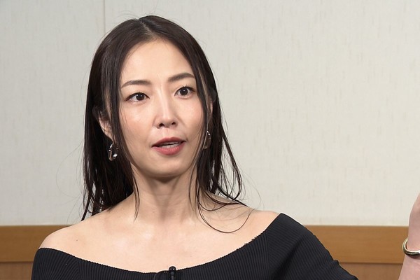 MEGUMIしみじみ「家庭続けるの大変」自身も23年に降谷建志と離婚「結婚はそういうもの」：コメント9