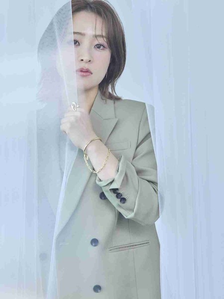 大沢あかねが38歳にして”美人化”した理由「美容に目覚めてポジティブになった」:コメント2