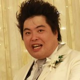 無許可で電車内に置かれた「中国人の荷物」　へずまりゅうが次々どかす動画にネット称賛