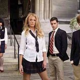  「一軍と仲良くしたい」空気がしんどい　SNS投稿に浮かぶ友達の「ランク付け」