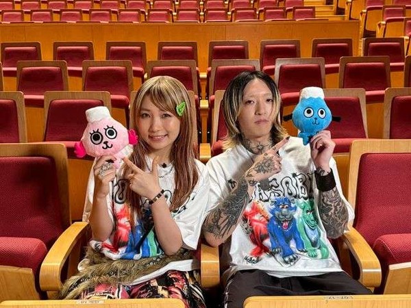 YOASOBI・ikura　“ゴリゴリタトゥー”全開の相方・Ayaseの隣で見せた“激変”姿にファン騒然：コメント2