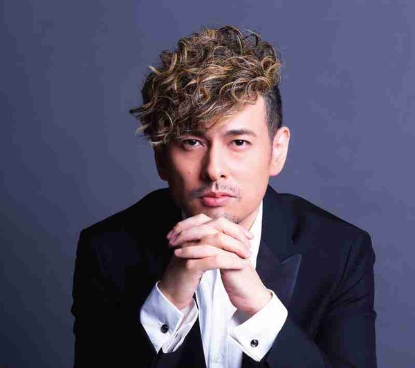 コシノジュンコ（86才）、40才年下のイケメン歌手との“蜜月関係”　：コメント2