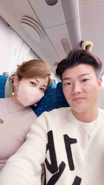 「妻は54歳、夫は33歳」“同級生のお母さん”とまさかの年の差婚。「普通の結婚をしてほしい」：コメント2