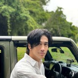  「信じられない」“世界一若く見える”イケメン男性　60歳の姿に衝撃！